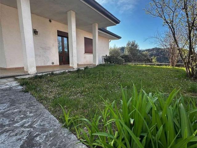 Casa in vendita a Tarzo, Veneto