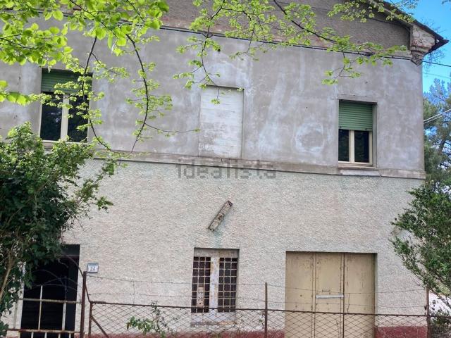 Casa in vendita a Paterno, Marche