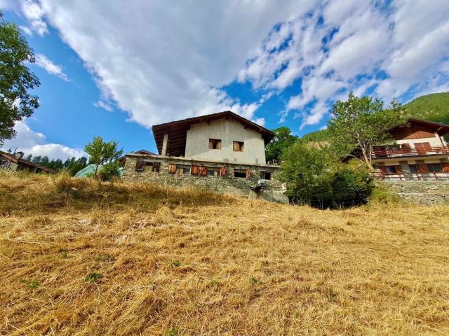 Casa in vendita a La Magdeleine, Aosta