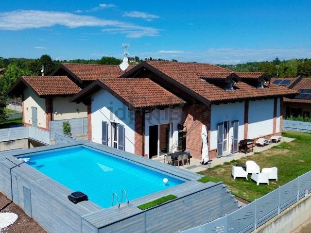 Casa in vendita a Palucco, Asti