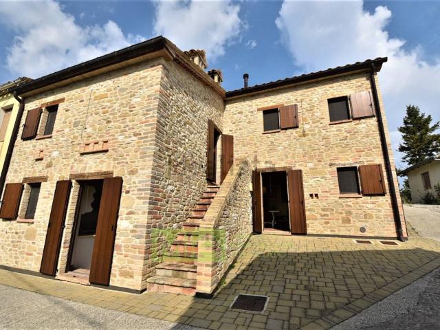 Casa in vendita a Marche, Fermo