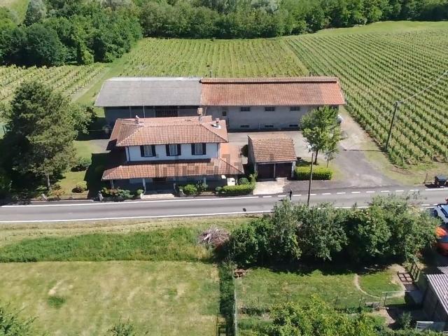 Casa in vendita a Santa Maria Della Versa, Lombardia