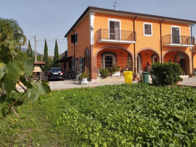 Casa in vendita a San Lorenzello, Campania