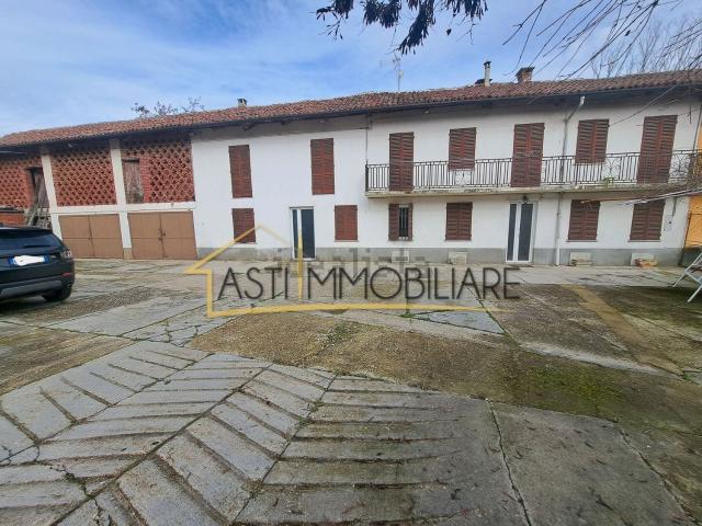 Casa in vendita a Piemonte, Asti