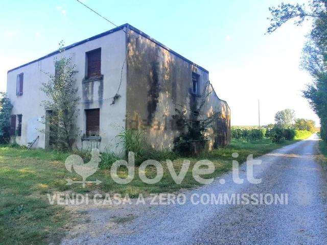 Casa in vendita a Zona Industriale di Rovereto sulla Secchia, Novi di Modena