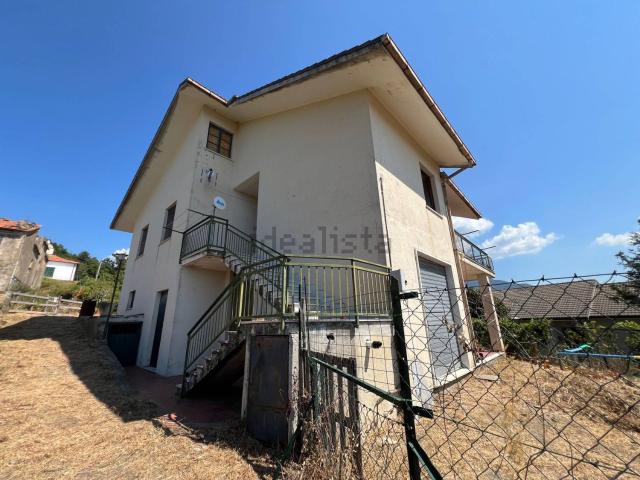 Casa in vendita a Verici inferiore, Casarza Ligure