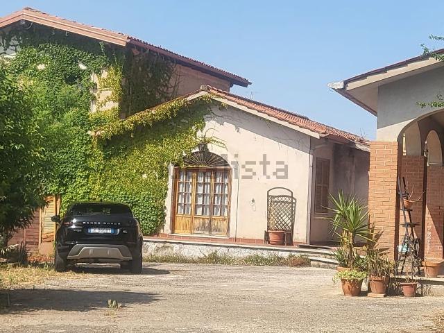 Casa in vendita a Ulica, Roma Capitale