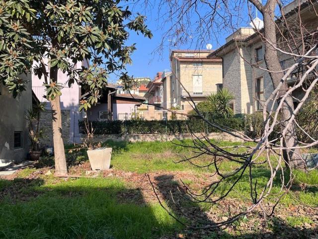 Casa in vendita a Cerreto, Marche