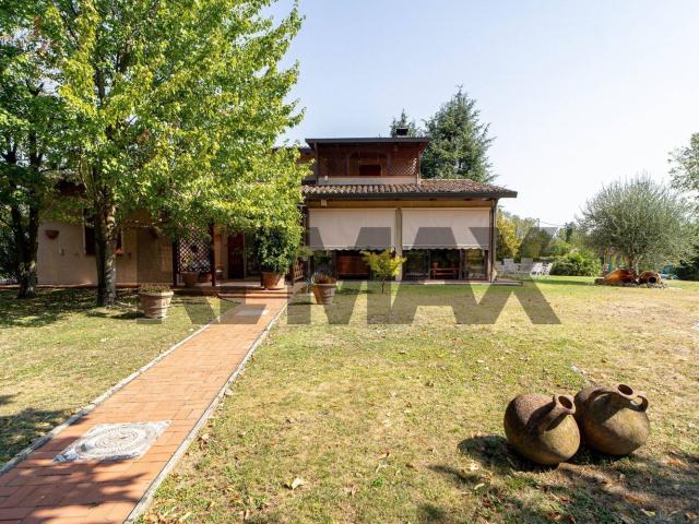 Casa in vendita a Bassa, Lesignano de' Bagni