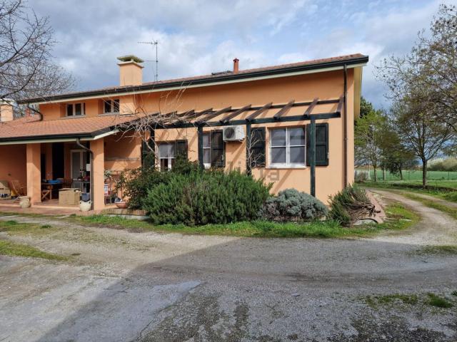 Casa in vendita a Unione dei comuni Valle del Savio, Cesenà