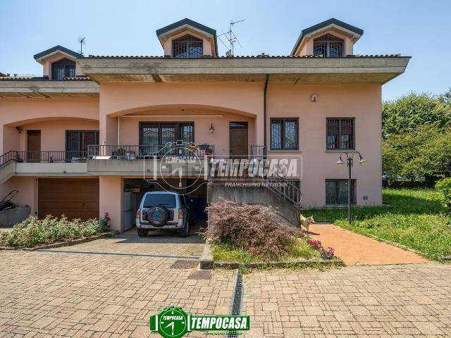 Casa in vendita a Cambiago, Lombardia