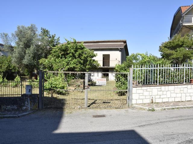 Casa in vendita a Castelnuovo Parano, Lazio