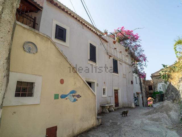 Casa in vendita a Centro Storico, Calabria
