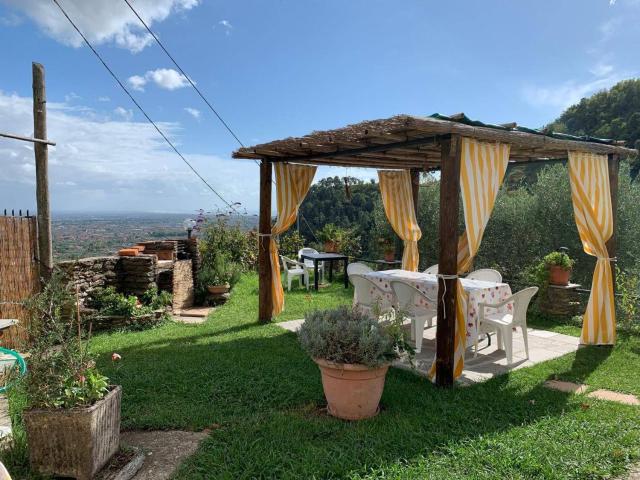 Casa in vendita a Tonfano, Toscana