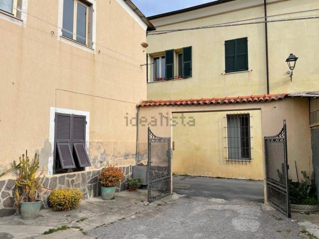 Casa in vendita a Bastia, Albenga
