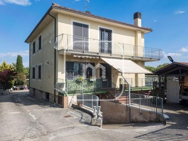 Casa in vendita a Le Quadrelle, Roma Capitale