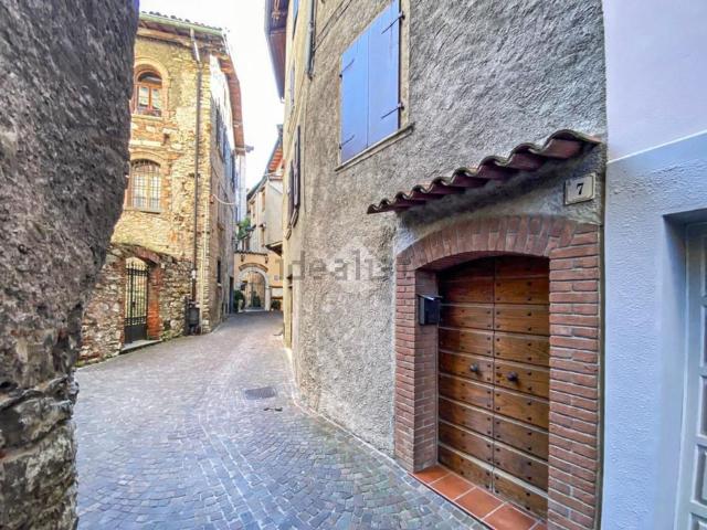 Casa in vendita a Comunità Montana Parco Alto Garda bresciano, Tremosine