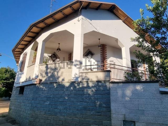 Casa in vendita a Alessandria, Valle San Bartolomeo