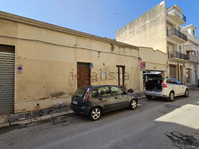 Casa in vendita a Vittoria, Sicilia