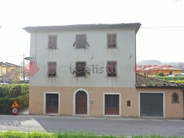 Casa in vendita a Unione Comuni Garfagnana, Castiglione Di Garfagnana