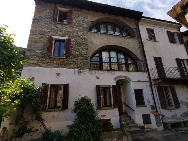 Casa in vendita a Comunità Montana del Piambello, Cuasso Al Monte