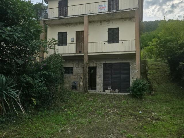 Casa in vendita a Lisciano Niccone, Perugia