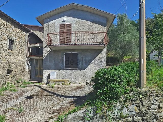 Casa in vendita a Unione di comuni Montana Lunigiana, Filattiera