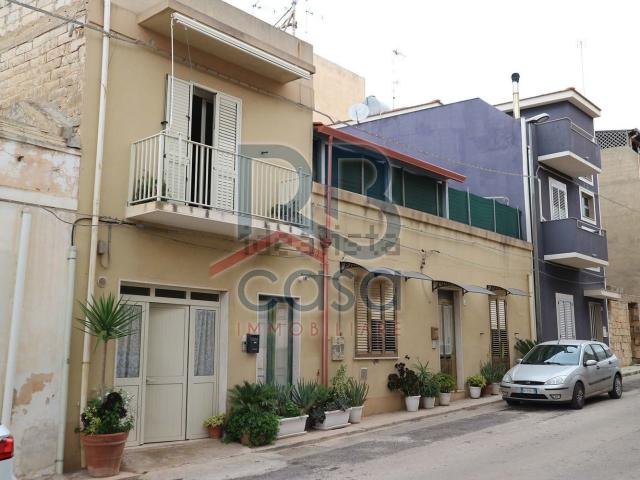 Casa in vendita a Ispica, Ragusa
