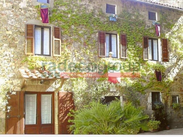 Casa in vendita a Unione di Comuni Montani Colline del Fiora, Manciano