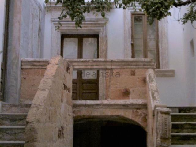 Casa in vendita a Copertino, Lecce