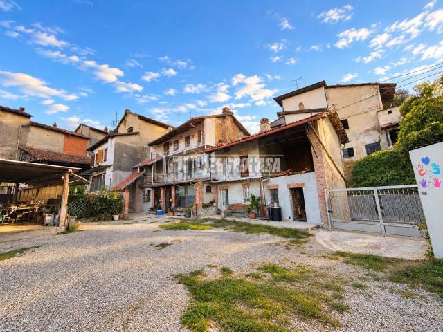 Casa in vendita a Candia Canavese, Torino