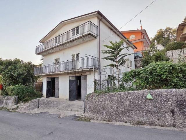 Casa in vendita a Vallata, Avellino