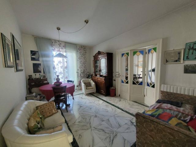 Casa in vendita a Collecorvino, Abruzzo