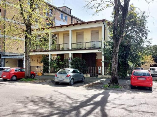 Casa in vendita a Quartiere Centro Nord, Faenza