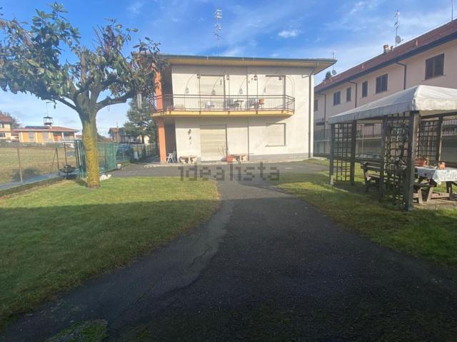Casa in vendita a Oneda, Sesto Calende