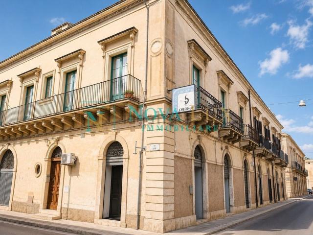 Casa in vendita a Balata, Cava D'aliga
