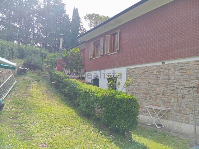Casa in vendita a Collesalvetti, Toscana