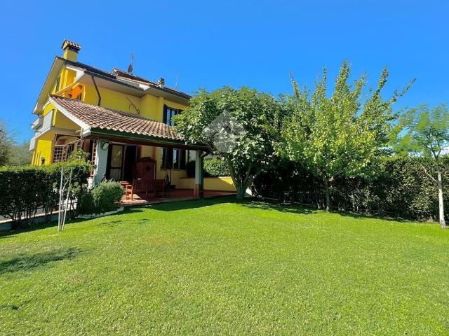 Casa in vendita a Poggio A Caiano, Toscana