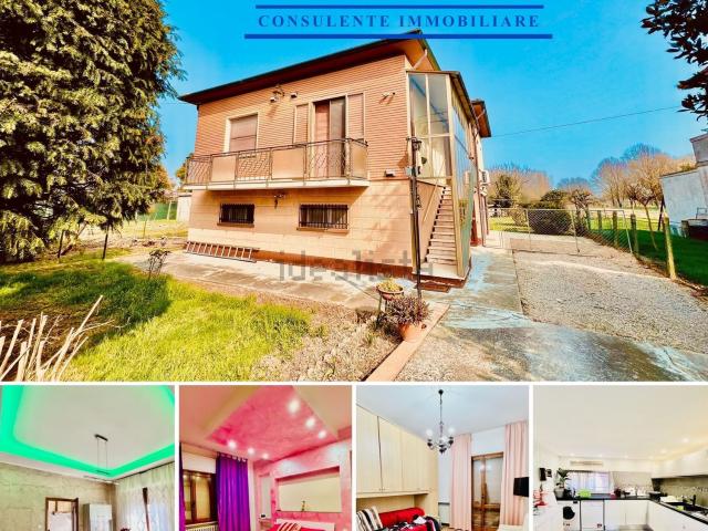 Casa in vendita a Ferrara, Reggio Emilia