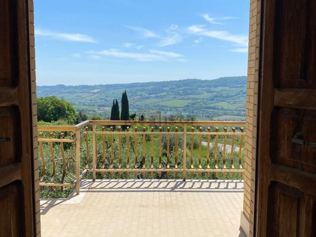 Casa in vendita a Marche, Fermo