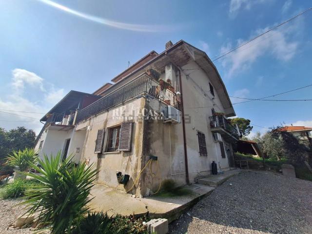Casa in vendita a Marche, Ascoli Piceno