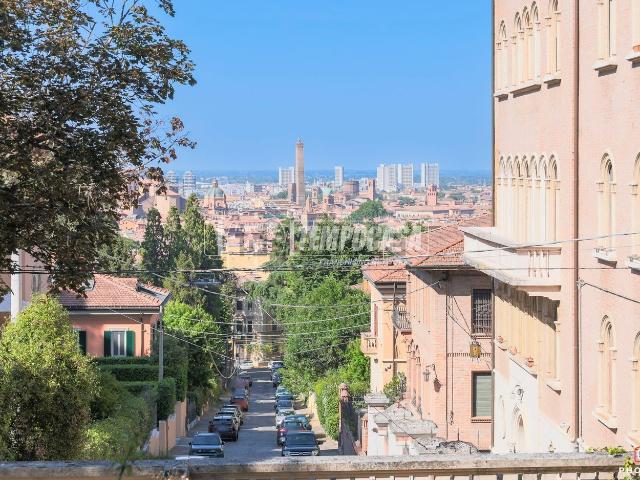 Casa in vendita a Santo Stefano, Bologna