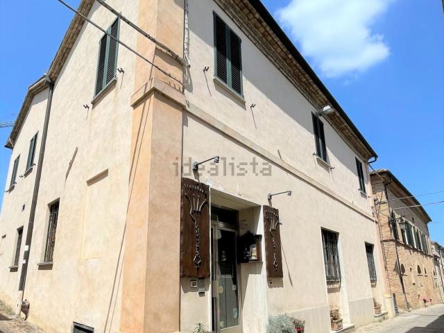 Casa in vendita a Marche, Ancona
