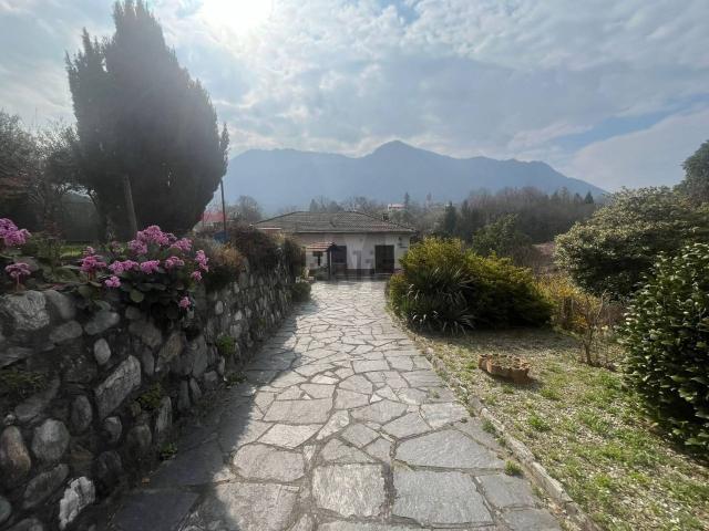 Casa in vendita a Comunità Montana Valli del Verbano, Castelveccana