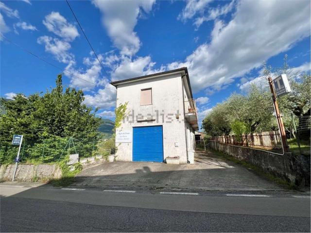 Casa in vendita a Gallinaro, Lazio