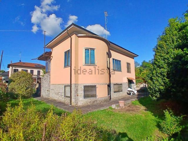 Casa in vendita a Abbazia, Sesto Calende
