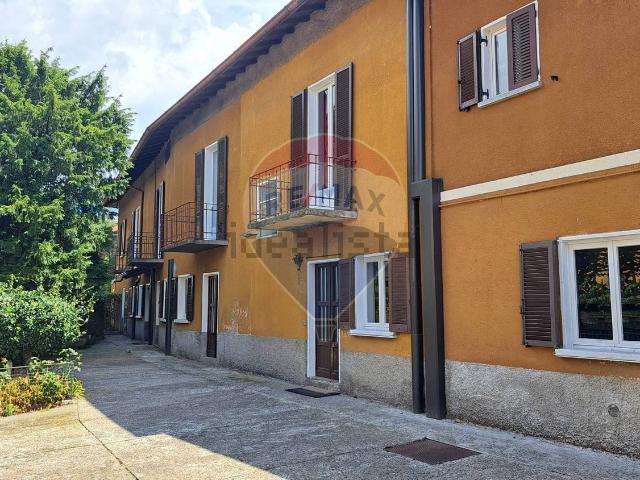Casa in vendita a Biumo Superiore, Varese