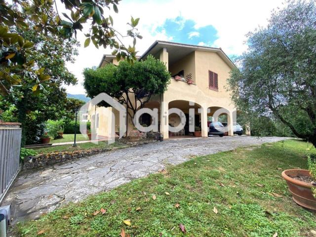 Casa in vendita a Figline e Incisa Valdarno, Brollo