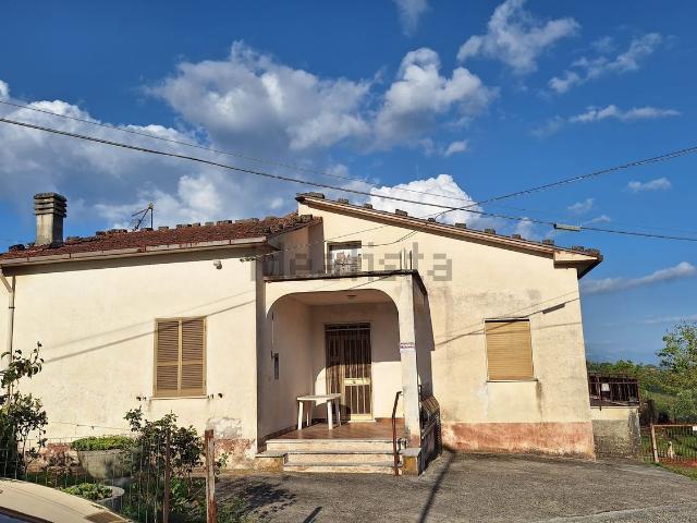 Casa in vendita a San Giovanni Incarico, Lazio