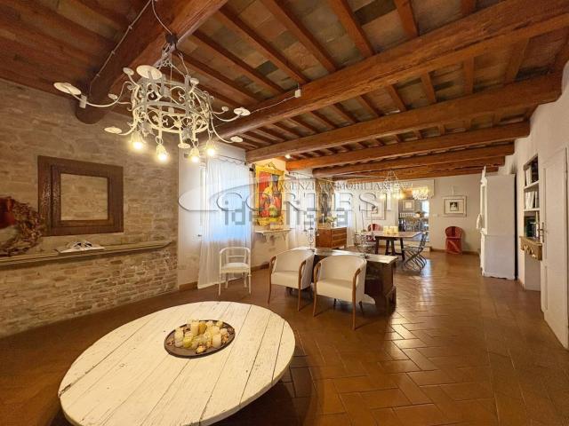 Casa in vendita a San Lorenzo in Campo, Pesaro e Urbino